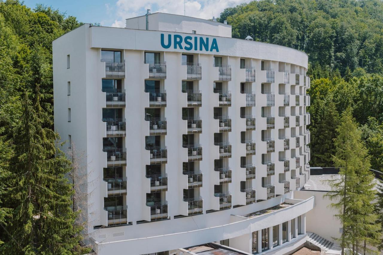 Hotel Ensana Ursina à Sovata Extérieur photo