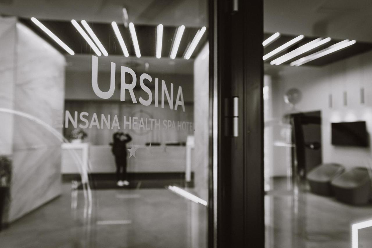 Hotel Ensana Ursina à Sovata Extérieur photo