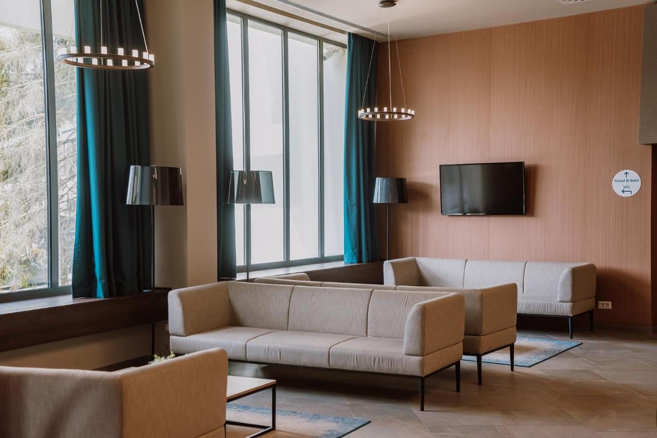 Hotel Ensana Ursina à Sovata Extérieur photo