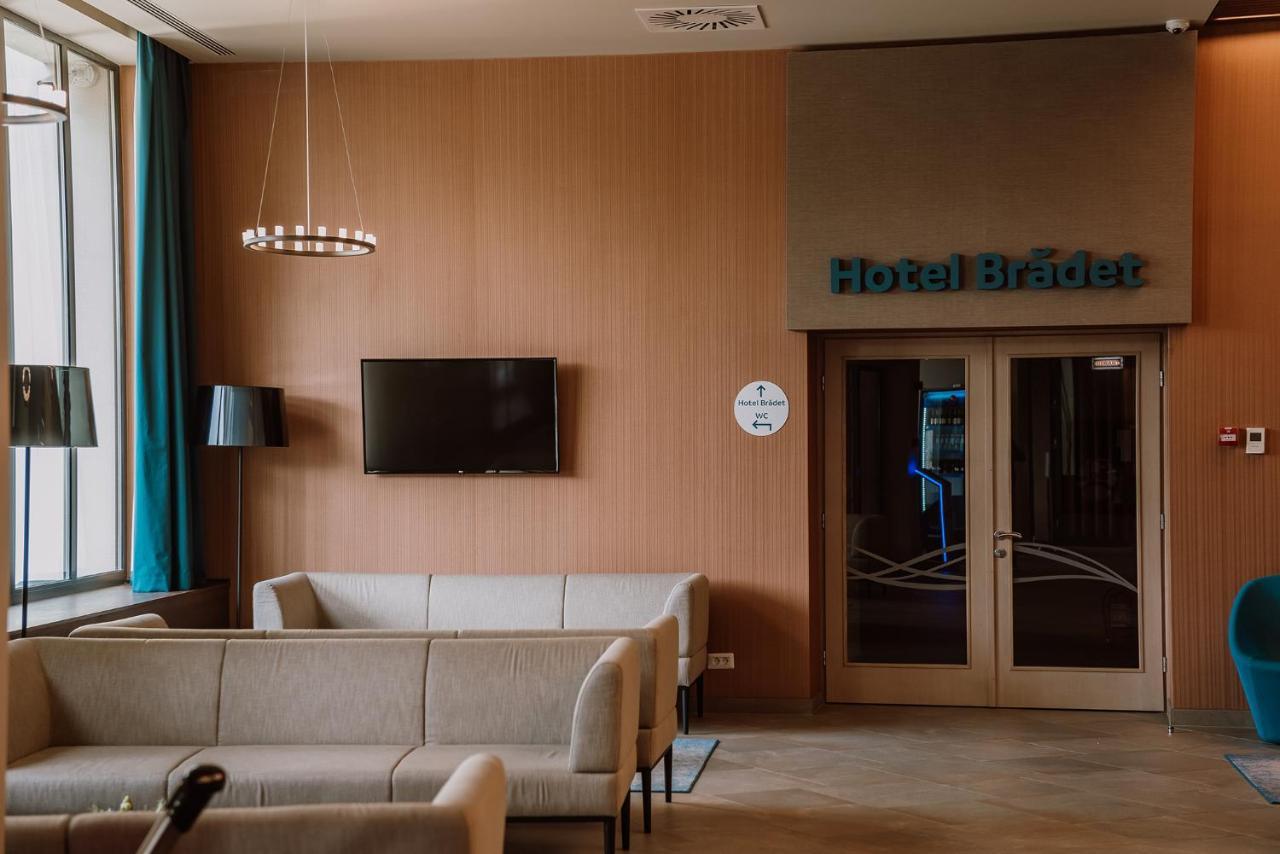 Hotel Ensana Ursina à Sovata Extérieur photo