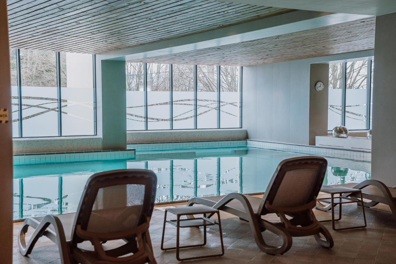 Hotel Ensana Ursina à Sovata Extérieur photo