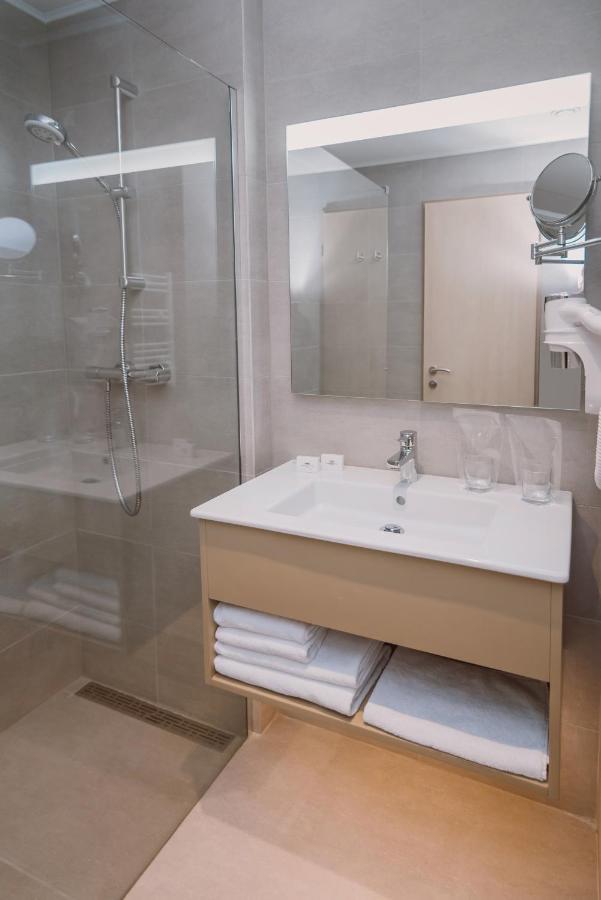 Hotel Ensana Ursina à Sovata Extérieur photo